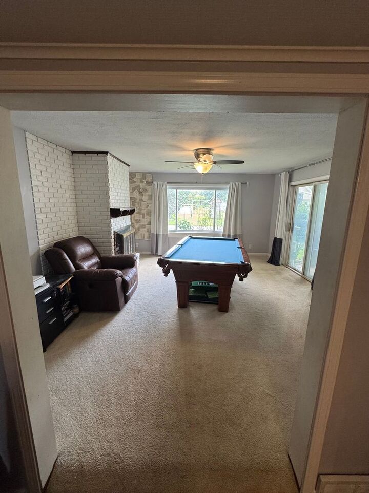 Property Photo:  227 Mary Court  IL 61756 
