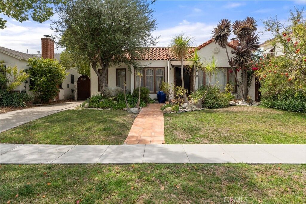 Property Photo: 3729 Olive CA 90807