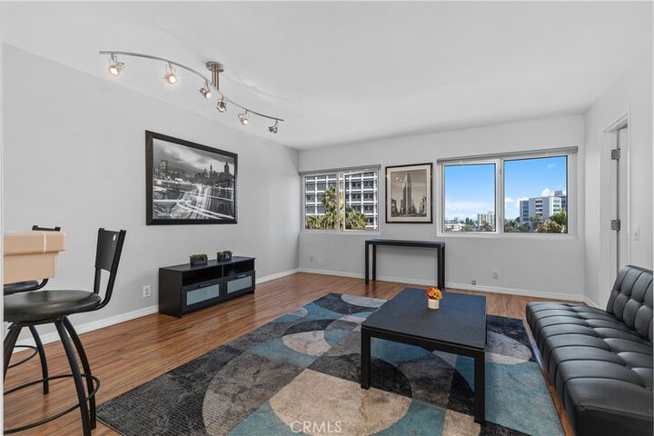 Property Photo: 525 E Seaside 710 CA 90802