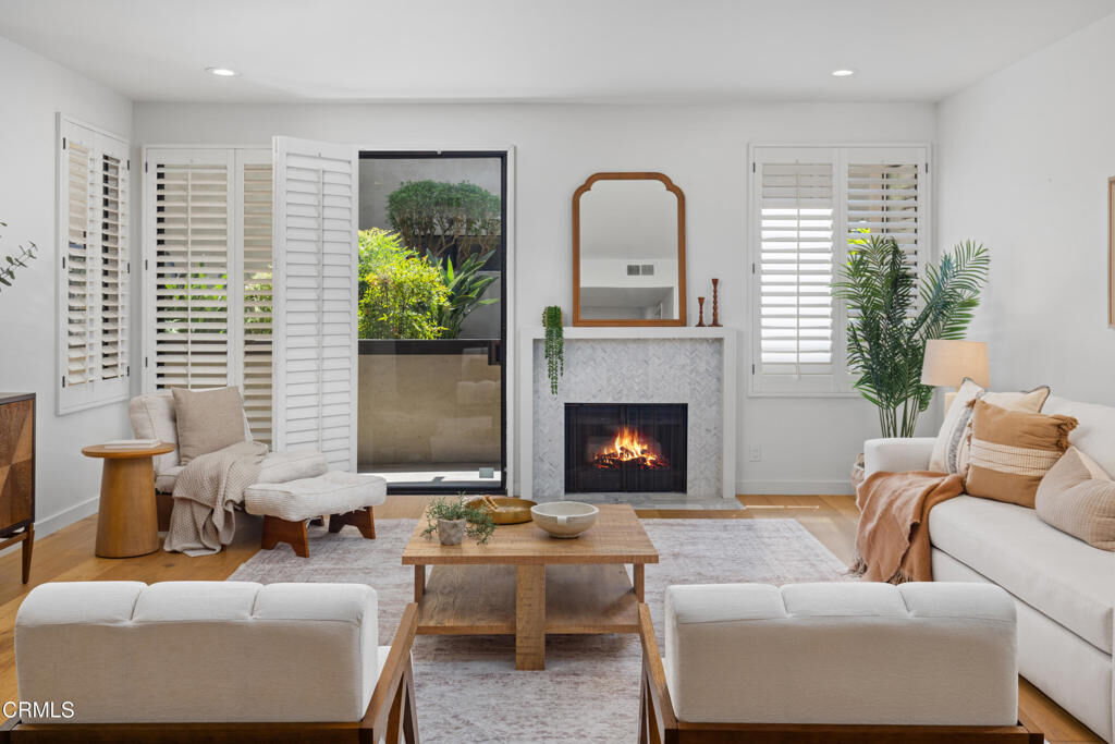 Property Photo:  700 S Lake Avenue 110  CA 91106 