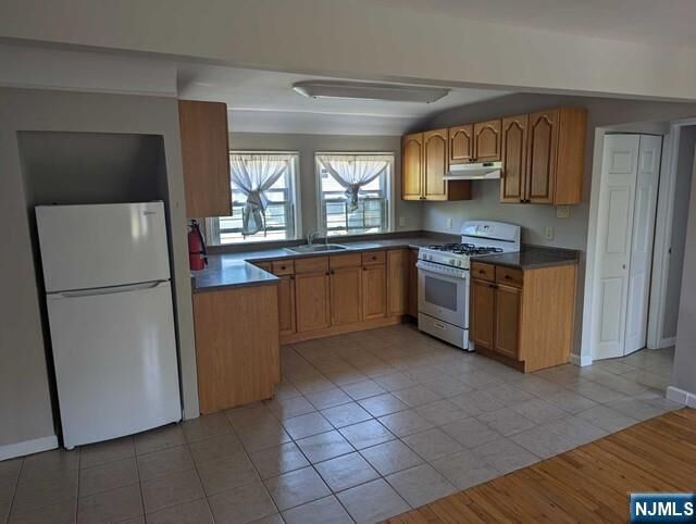 Property Photo:  134 Locust Avenue 2nd Floor  NJ 07628 