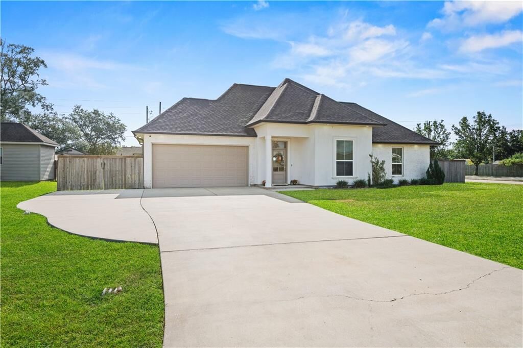Property Photo:  11008 Audubon Drive  LA 70403 