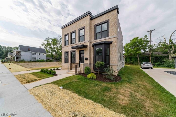 Property Photo: 1866 Woodlawn Avenue OH 44106