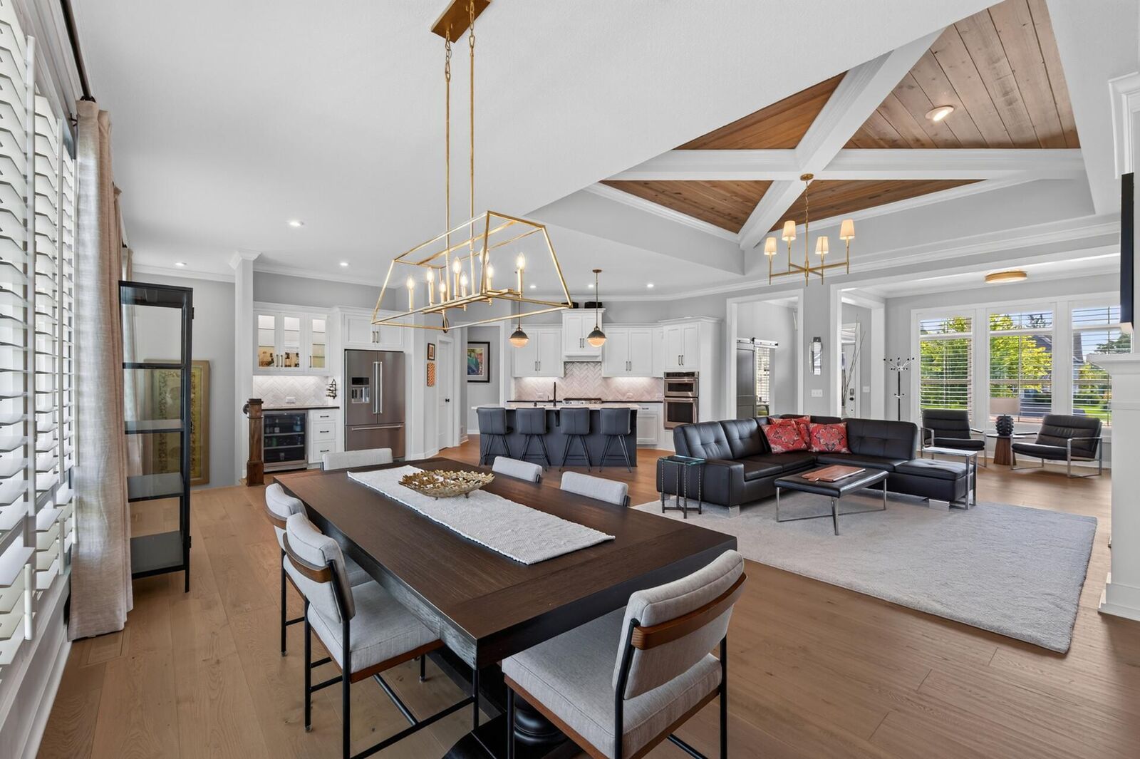 Property Photo:  37 Summit Farm Lane  MN 55110 