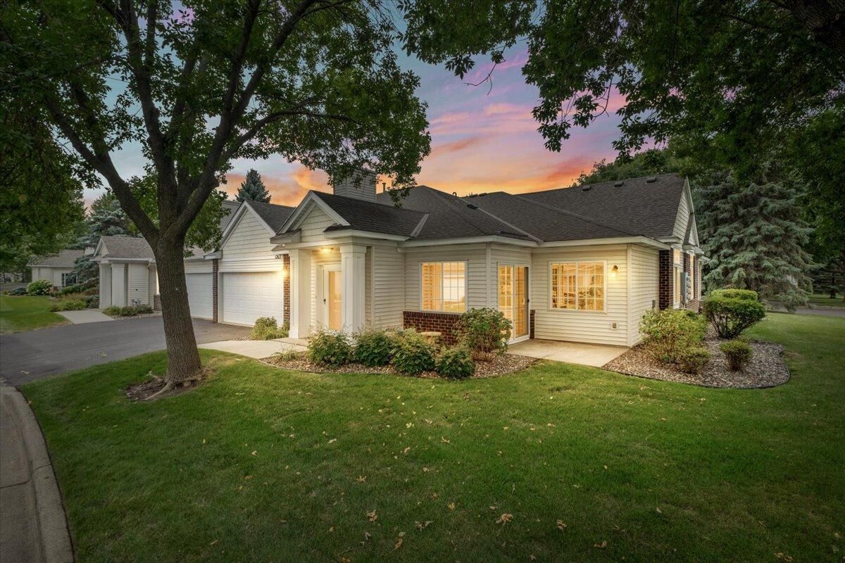 Property Photo: 1765 Linden Cove MN 55110