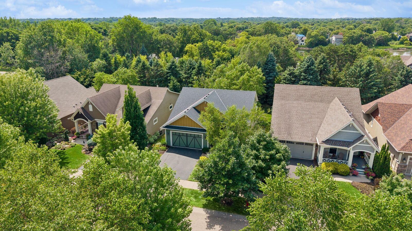 Property Photo: 1236 Lakemoor Drive MN 55129