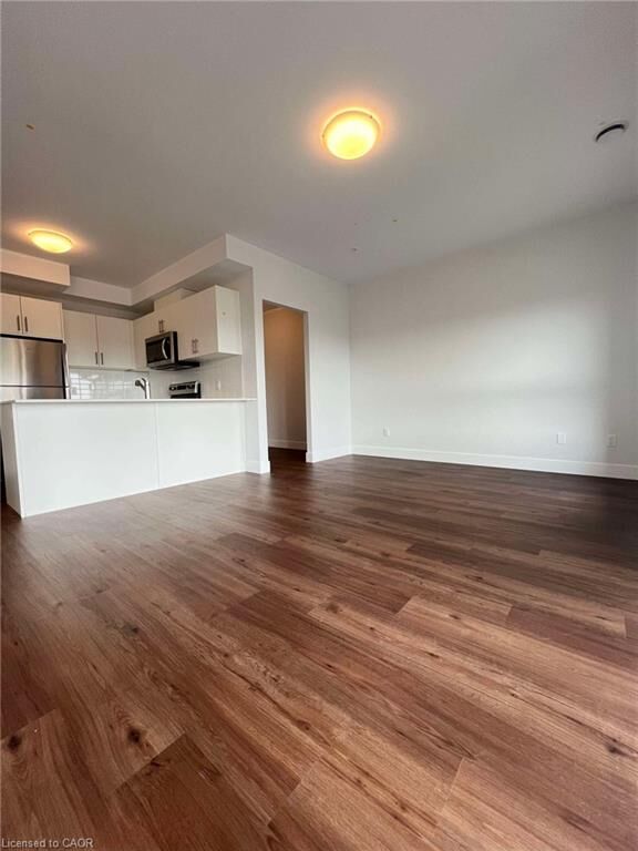 Property Photo:  1000 Lackner Place 606  ON N2A 0L9 