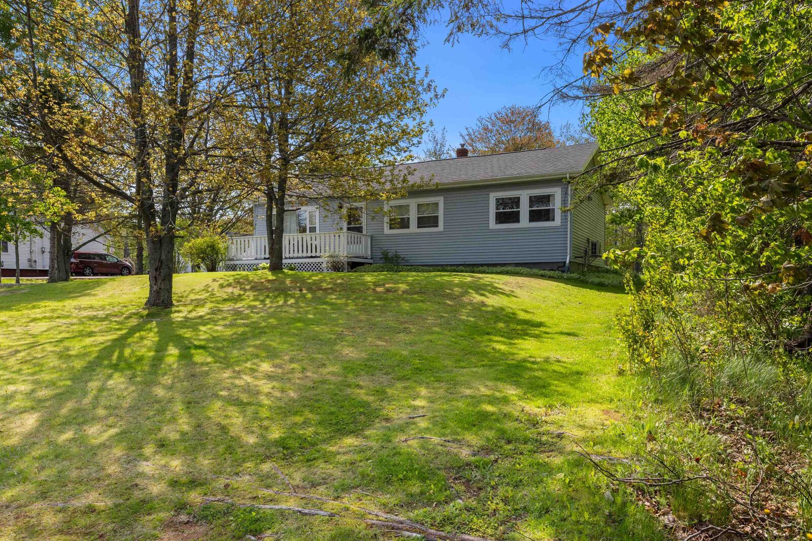 Property Photo:  16 Oak Drive  PE C1A 6T5 
