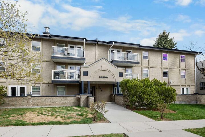 2010 35 Avenue SW 206 — photo 1