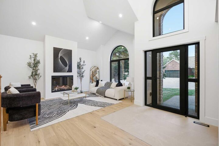 Property Photo:  3 Varsity Ridge Terrace NW  AB T3A 4Y2 