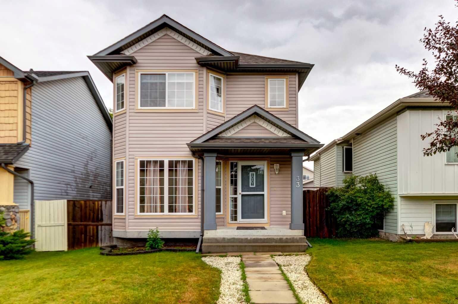 Property Photo:  33 Everstone Avenue SW  AB T2Y 4E6 