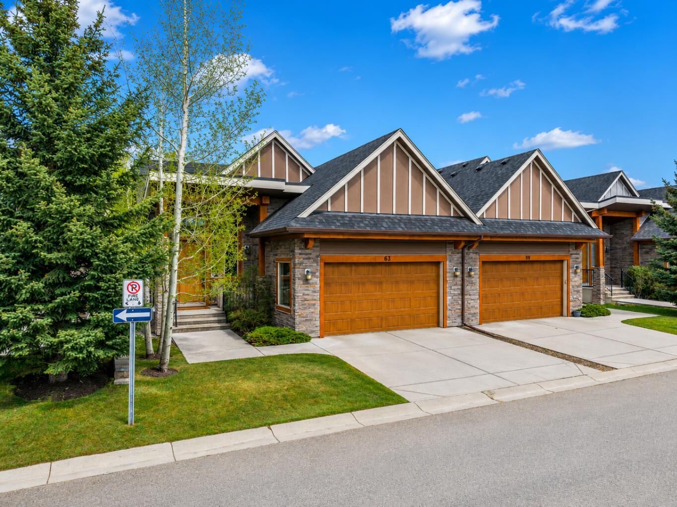 Property Photo: 63 Cortina Villas SW AB T3H 0W8