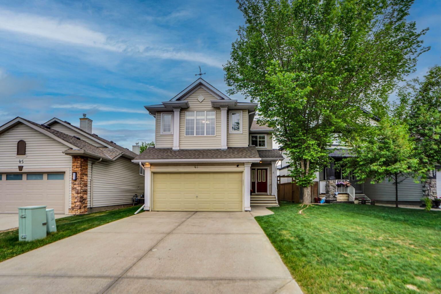 Property Photo: 41 Millview Park SW AB T2Y 3Y3