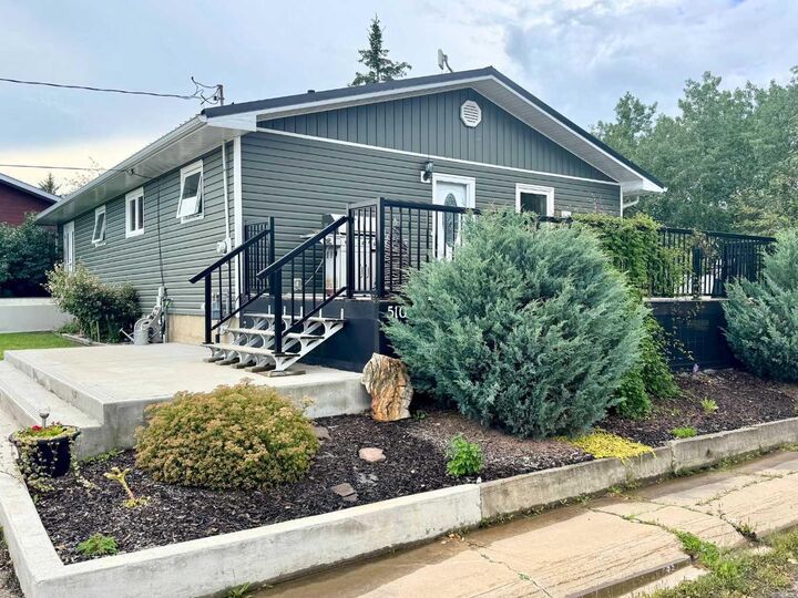Property Photo: 510 4 Street E. AB T0H 2L0