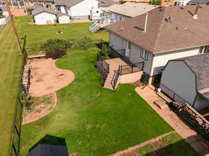 Property Photo: 9814 108 Street AB T0H 2H0