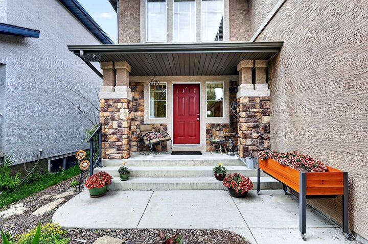 Property Photo:  14 Evergreen Common SW  AB T2Y 4N8 