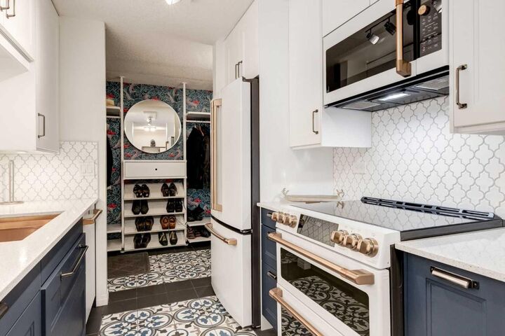 Property Photo: 1414 12 Street SW 503 AB T3C 3T1