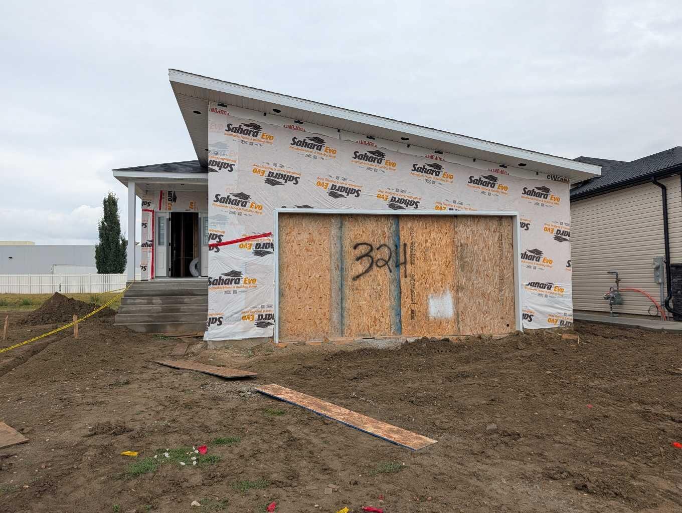 Property Photo: 324 Somerside Road SE AB T1B 0R2