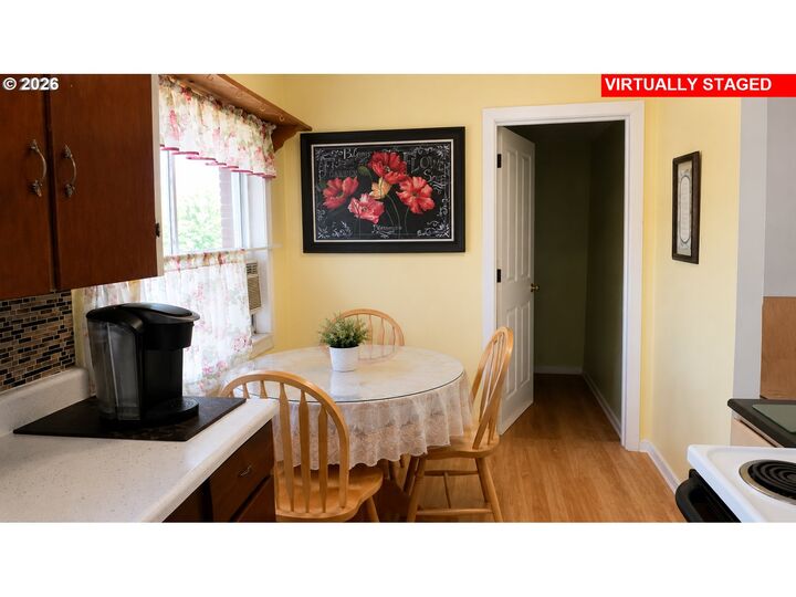 Property Photo:  460 29th Ave  WA 98632 