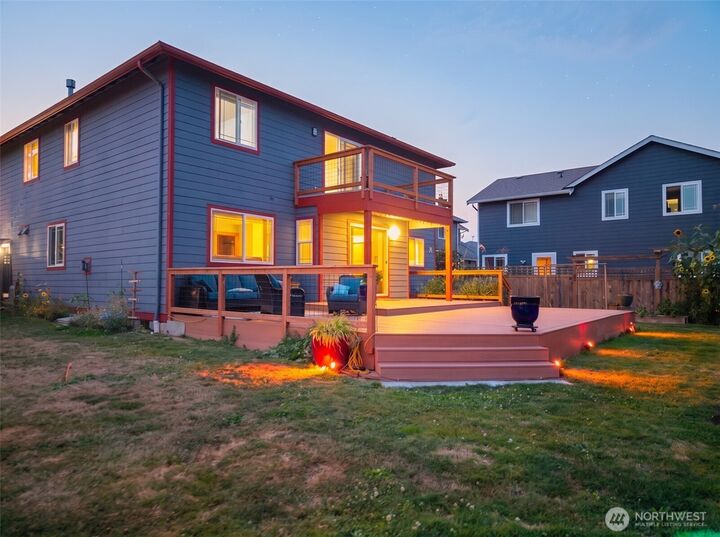 Property Photo:  6204  Pacific Heights Drive  WA 98248 