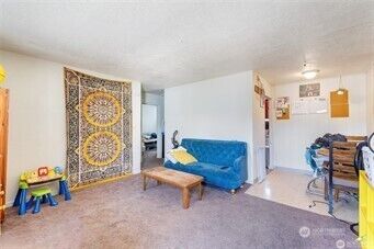 Property Photo: 915 17th Avenue WA 98632