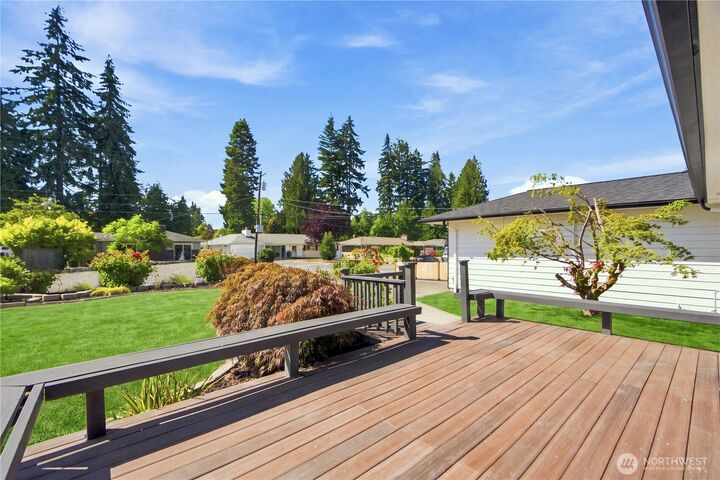 Property Photo:  6821  190th Street SW  WA 98036 