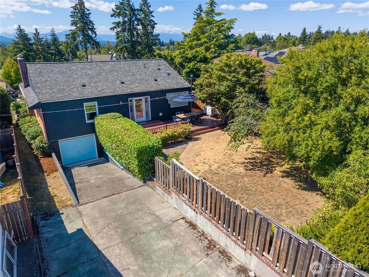 Property Photo: 2006 Brashem Avenue WA 98310
