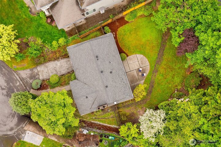 Property Photo: 1315 102nd Avenue NE WA 98004