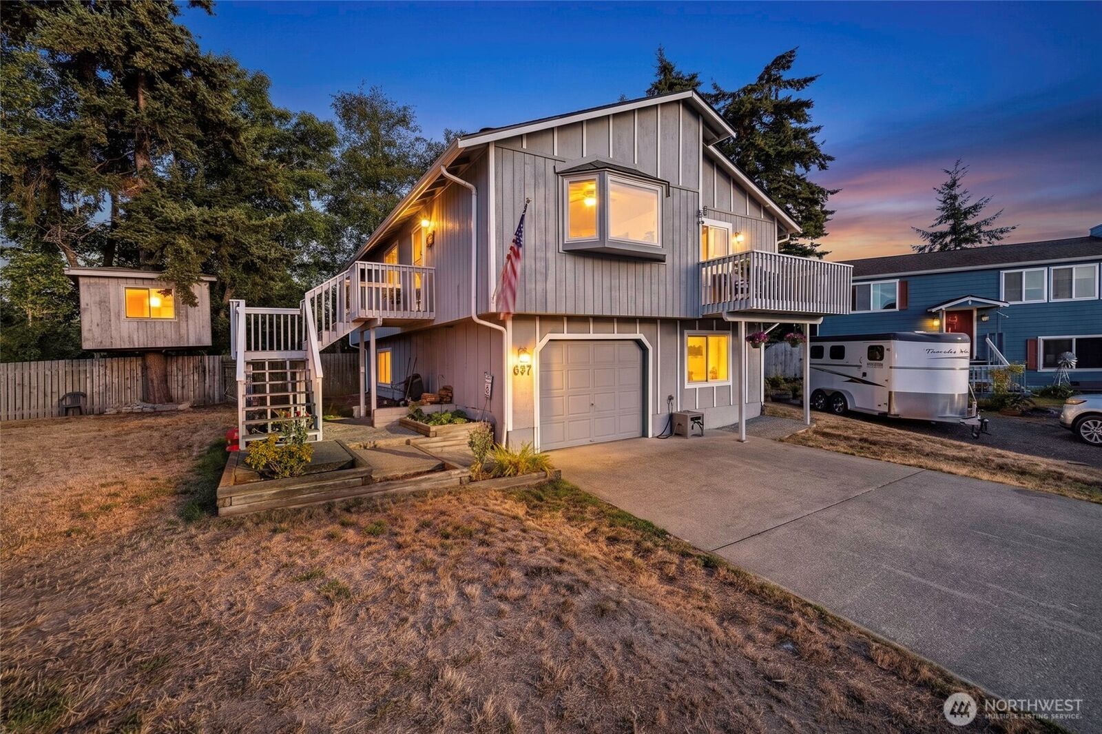 Property Photo:  637  Cranberry Drive  WA 98277 
