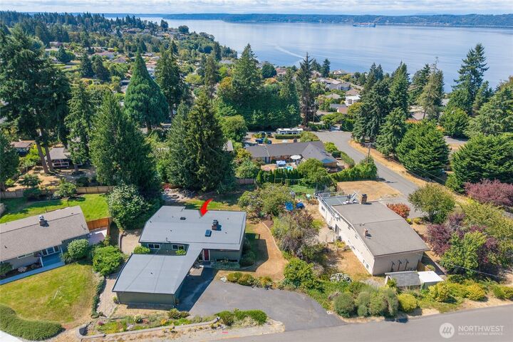 Property Photo: 29815 10th Avenue SW WA 98023