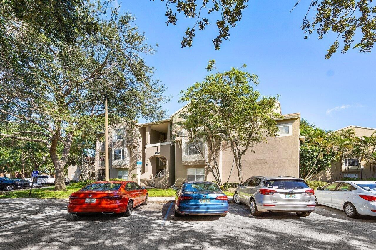 Property Photo: 1825 Palm Cove Boulevard 7-306 FL 33445