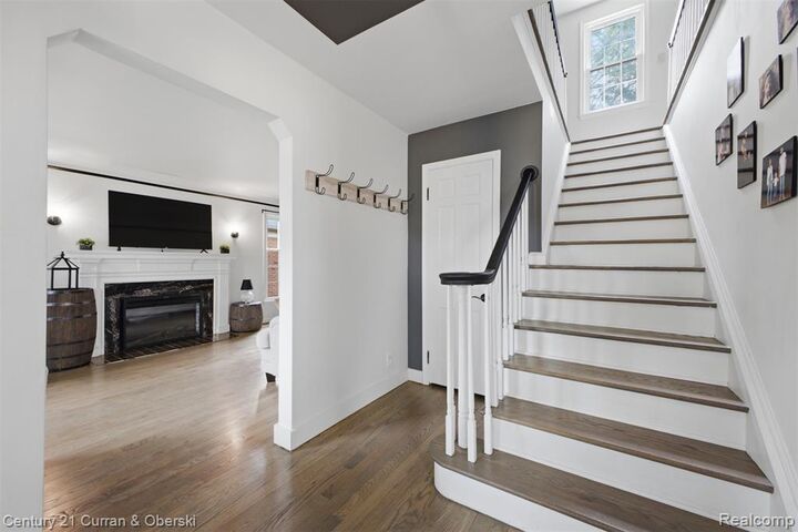 Property Photo: 738 S Lafayette Street MI 48124