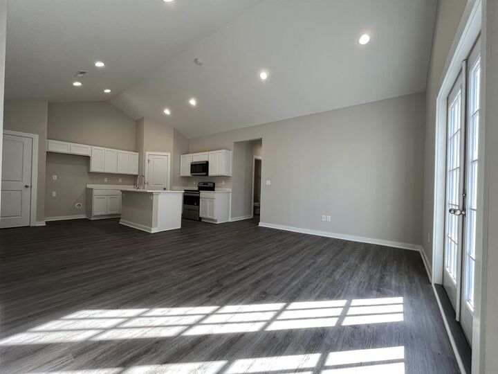 Property Photo:  12013-12015 W Fontana St  KS 67205 