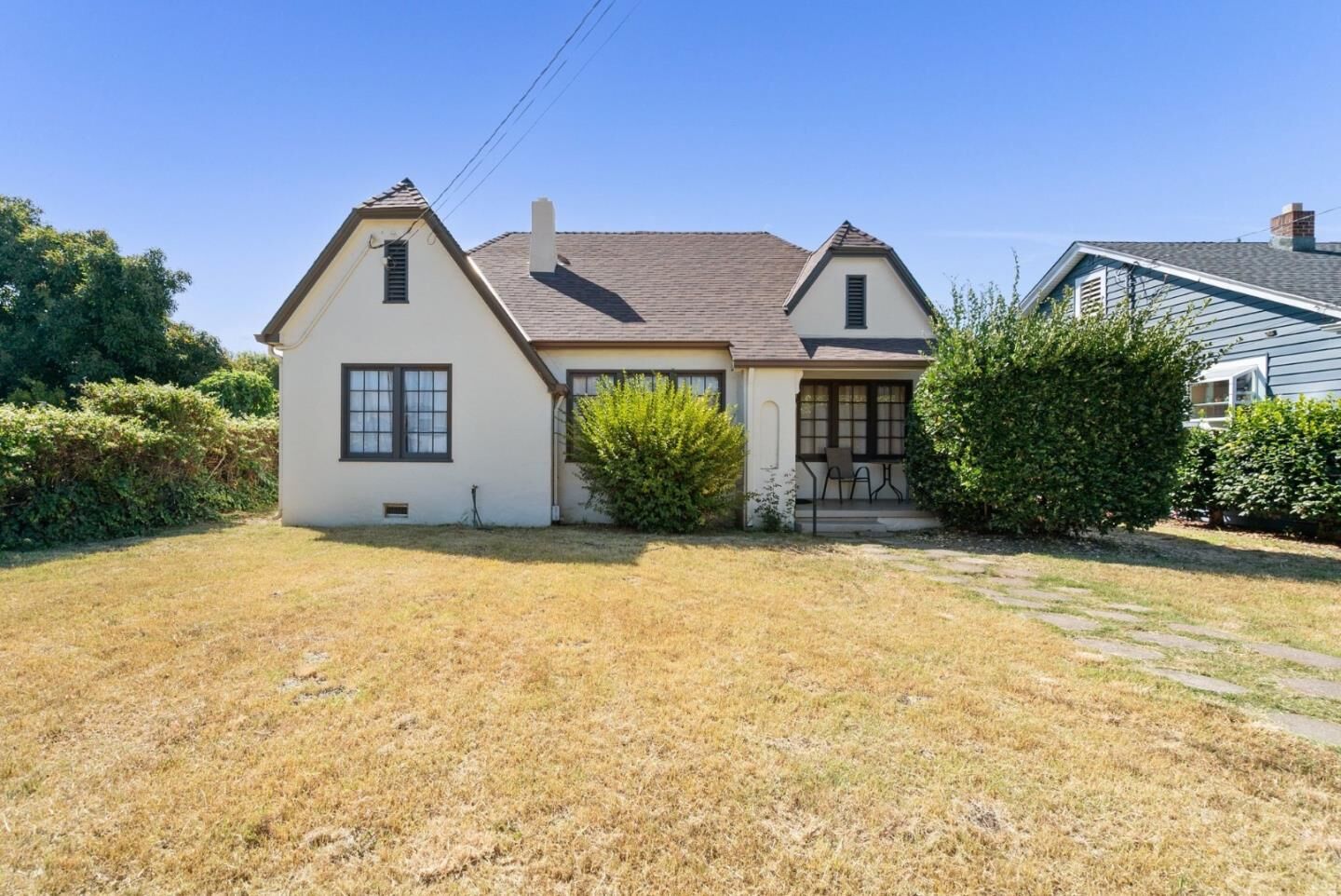 Property Photo:  638 Orchard Street  CA 95076 