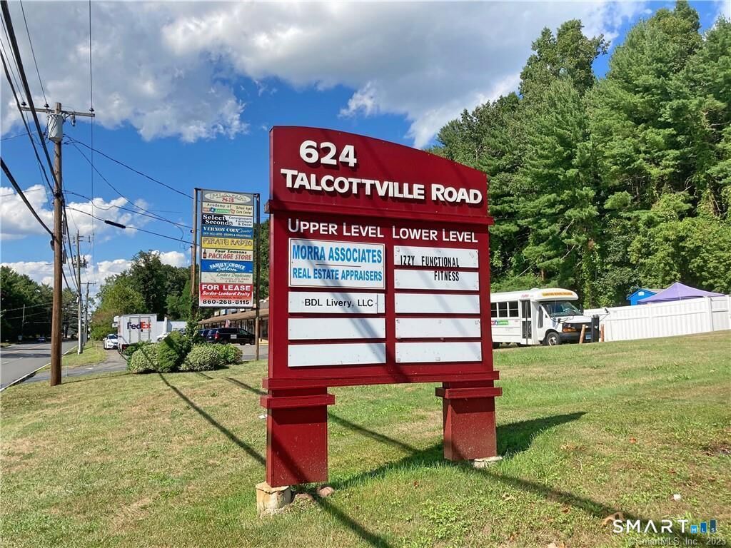 Property Photo:  624 Talcottville Road 4  CT 06066 