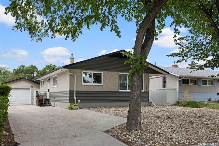Property Photo:  336 Toronto Street N  SK S4R 2T8 