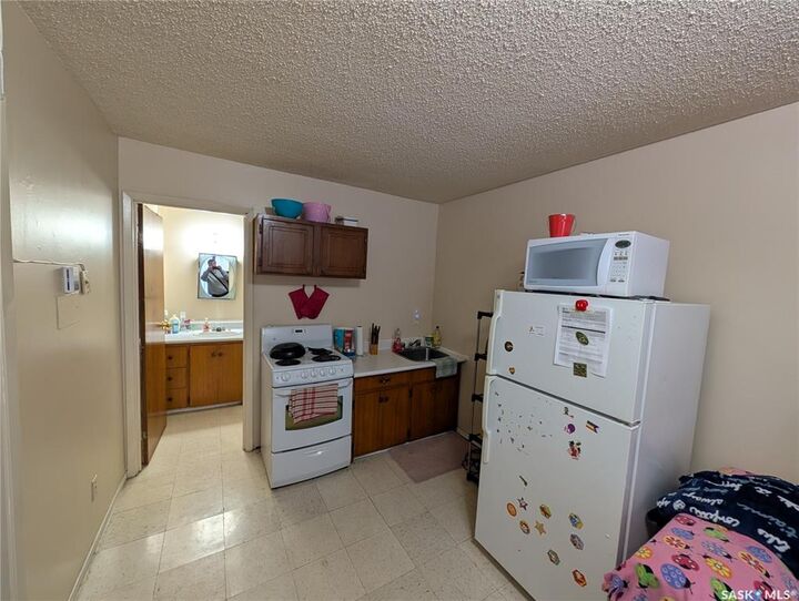 Property Photo: 1142-1146 Angus Street SK S4T 1Y5
