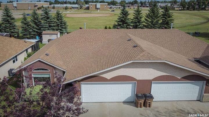 Property Photo: 804 Alberta Street SK S0E 1A0