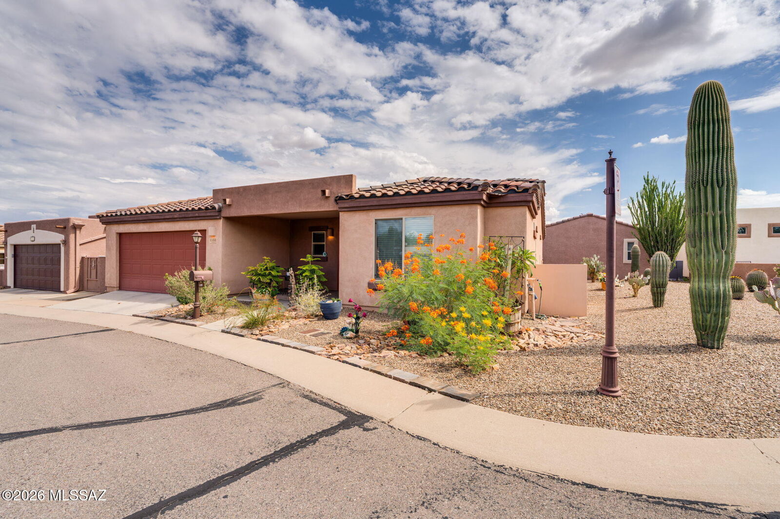 Property Photo:  1151 W Vuelta Potrillo Mesteno  AZ 85629 