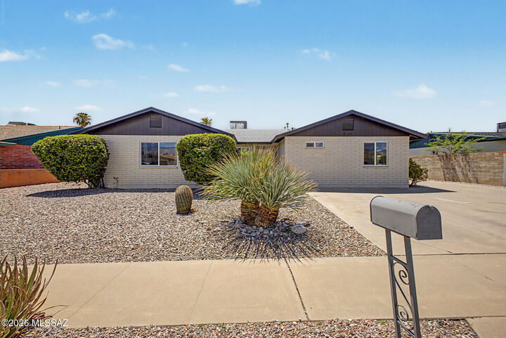 Property Photo:  9240 E Colette Street  AZ 85710 