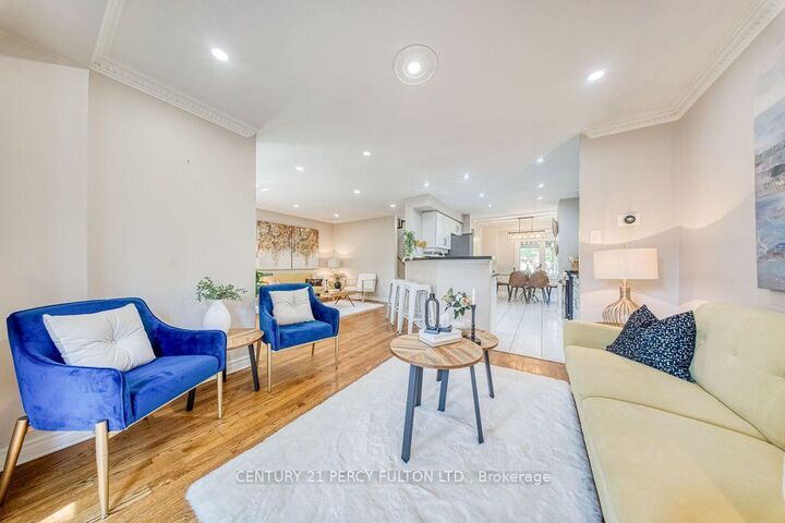 Photo de la propriété:  5522 Holbrook Road  ON L5M 5G4 