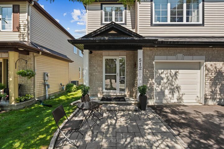 Property Photo: 512 Cherokee Way ON K2S 0H5