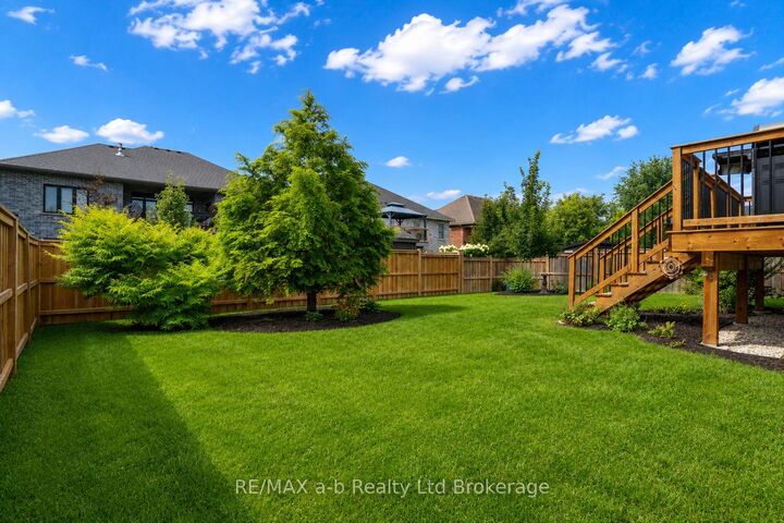 Property Photo: 23 Brookside Lane ON N4G 0A1