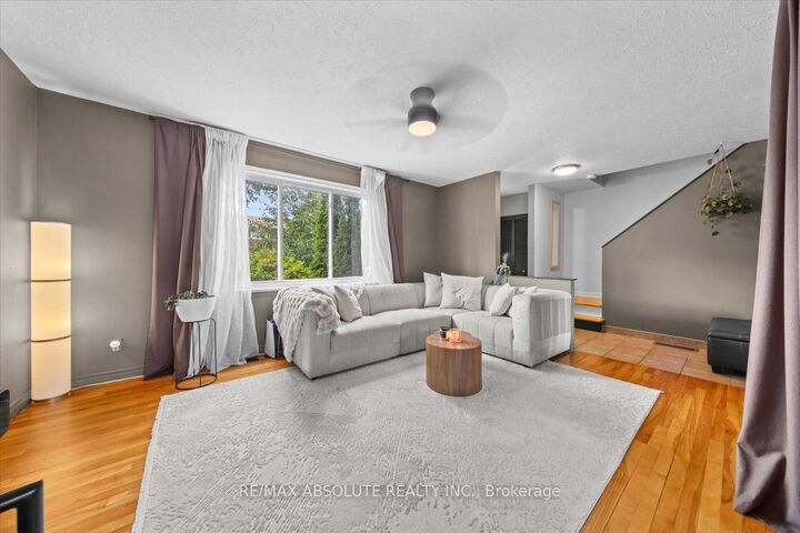 Property Photo: 791 Borthwick Avenue ON K1K 2M5
