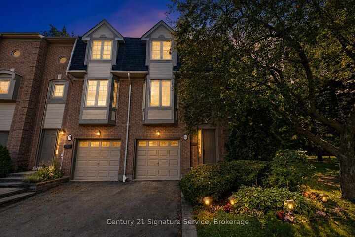 3140 Fifth Line W 14 — photo 1