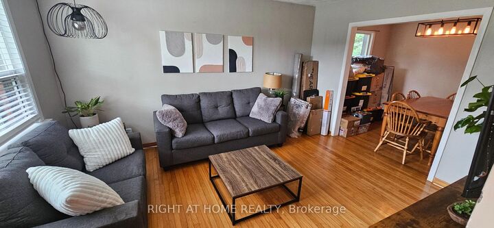 Property Photo:  130 Prince Charles Drive Main  ON L6K 2C9 