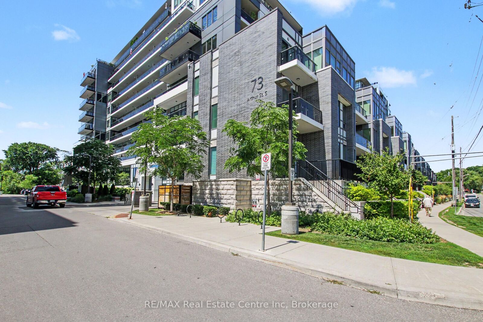 Property Photo: 73 Arthur Street S 102 ON N1E 0S6