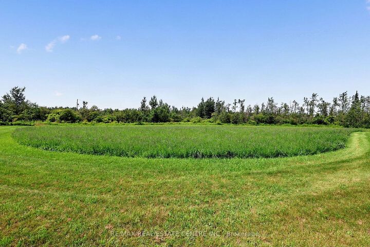 Property Photo: 398019 5th Line ON L9V 1R5