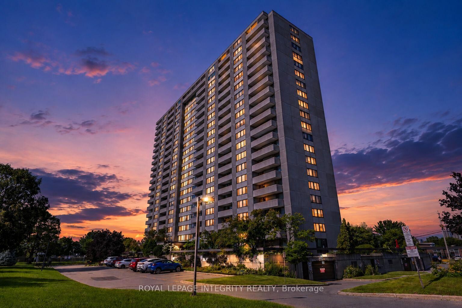 Photo de la propriété: 2625 Regina Street 1406 ON K2B 5W8