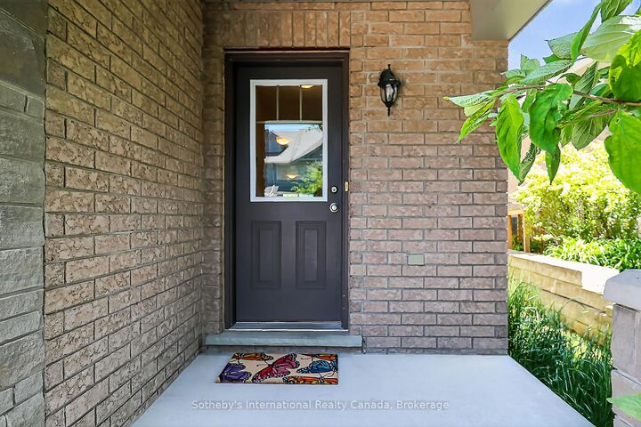 Property Photo: 49 Silver Glen Boulevard ON L9Y 0G9